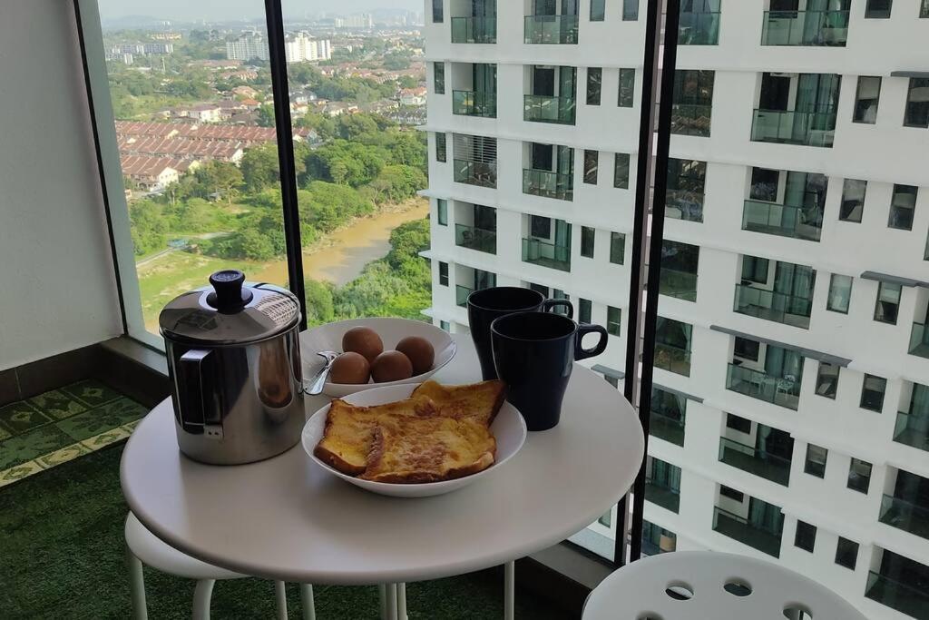 Hidayah Homestay Near Ukm And Ktm Station With High Speed Wifi - Pool & River View Bangi Dış mekan fotoğraf